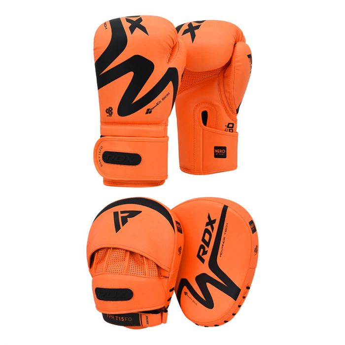 gloves and pads set